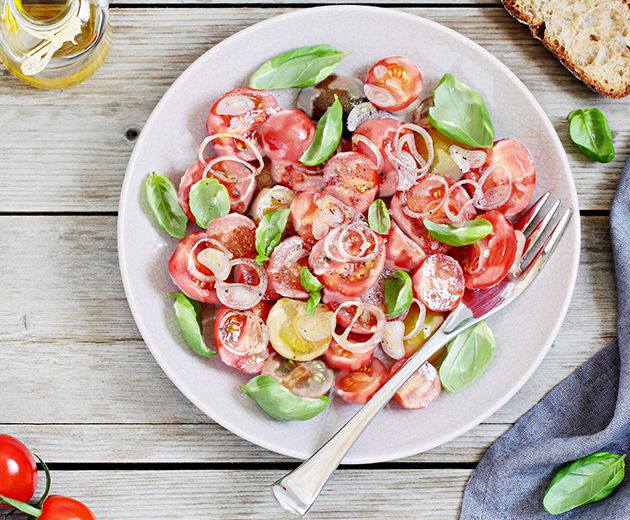 Salad cà chua giúp giảm cân