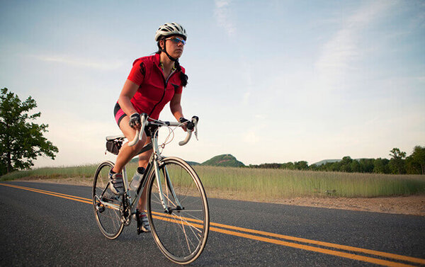 Đạp xe trước bữa ăn giúp giảm cân hiệu quả