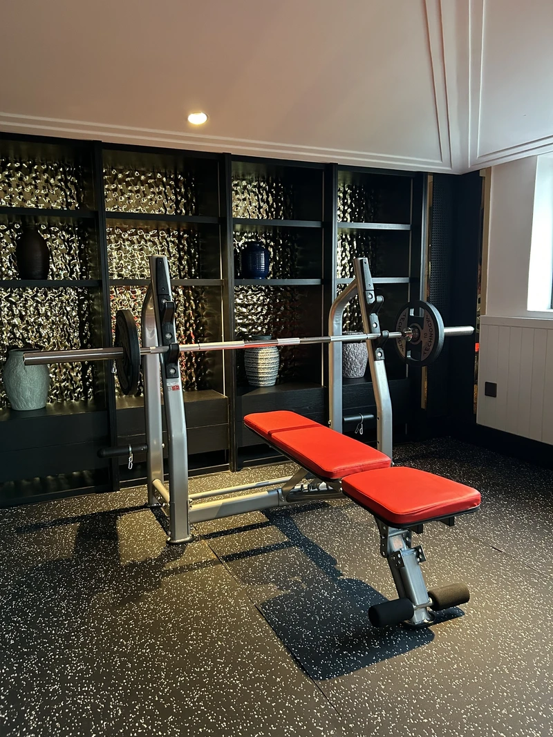 ghế nằm tập tạ