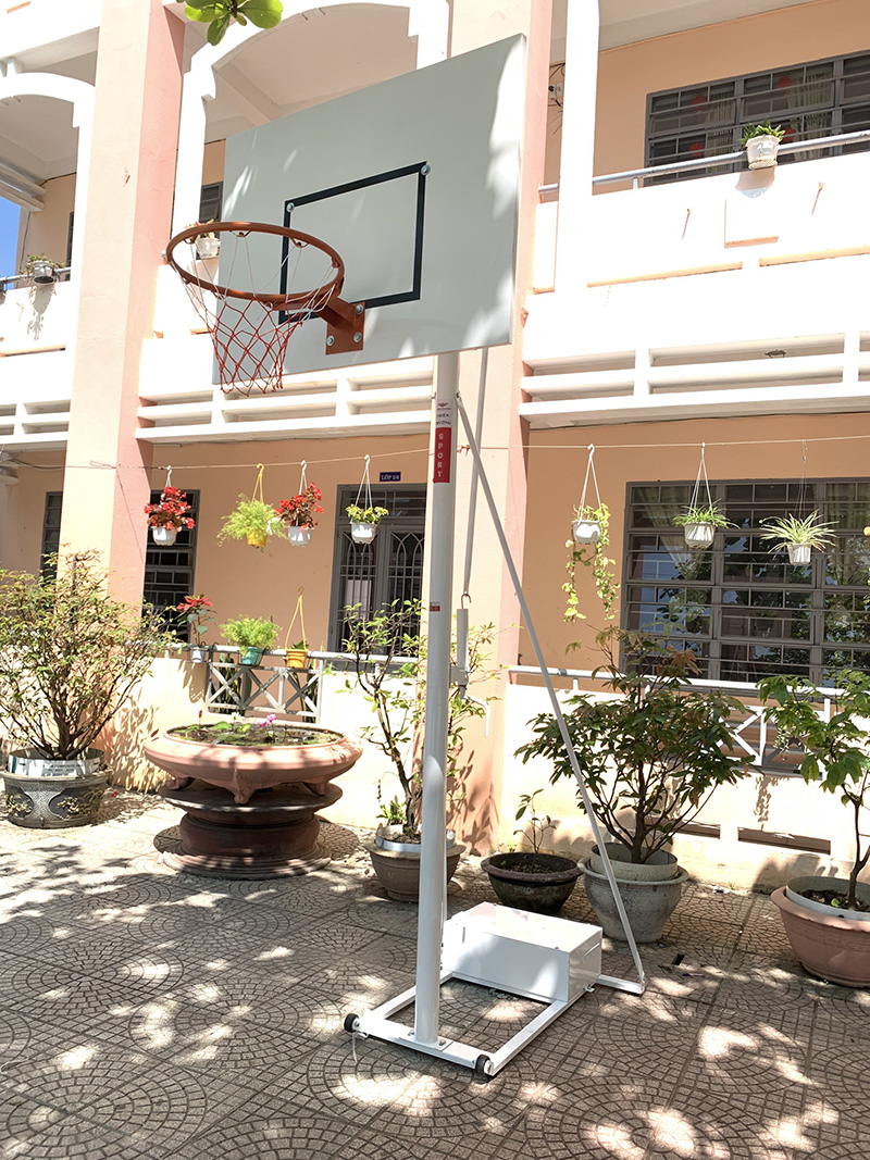 Trụ bóng rổ di động